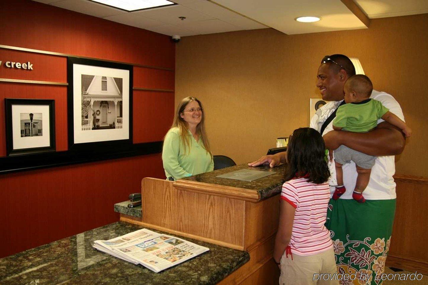 Hampton Inn Stony Creek Interior foto