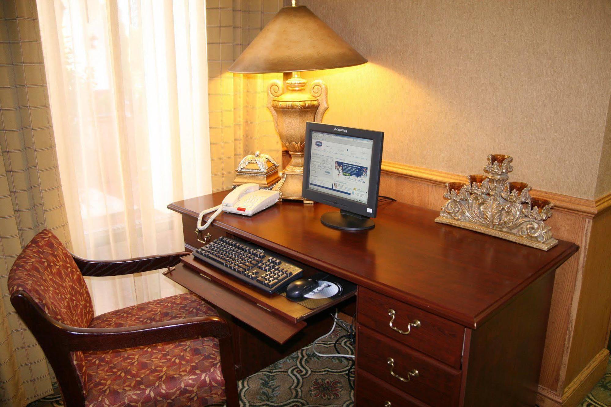 Hampton Inn Stony Creek Habitación foto